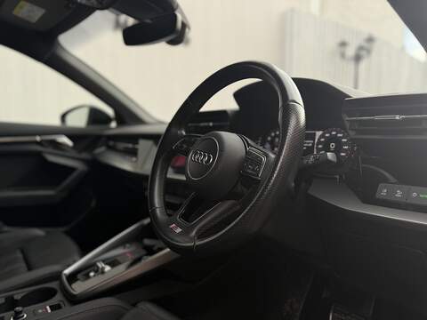 Audi A3 1.5 TFSI 35 S line Saloon 4dr Petrol S Tronic Euro 6 (s/s) (150 ps) - U205