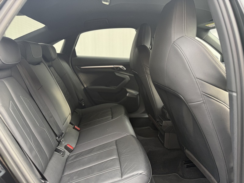 Audi A3 1.5 TFSI 35 S line Saloon 4dr Petrol S Tronic Euro 6 (s/s) (150 ps) - U205