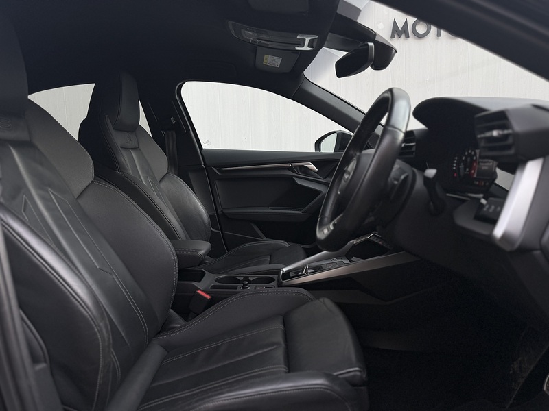 Audi A3 1.5 TFSI 35 S line Saloon 4dr Petrol S Tronic Euro 6 (s/s) (150 ps) - U205