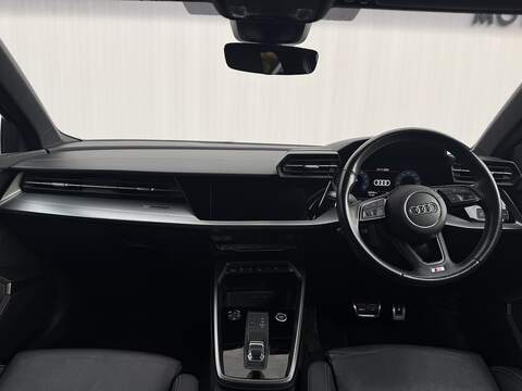 Audi A3 1.5 TFSI 35 S line Saloon 4dr Petrol S Tronic Euro 6 (s/s) (150 ps) - U205