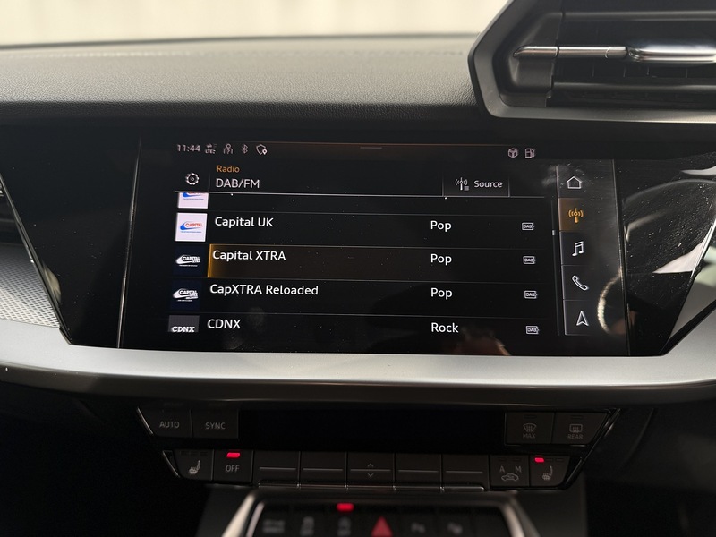 Audi A3 1.5 TFSI 35 S line Saloon 4dr Petrol S Tronic Euro 6 (s/s) (150 ps) - U205