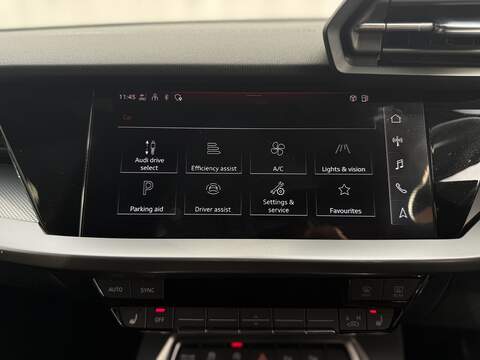 Audi A3 1.5 TFSI 35 S line Saloon 4dr Petrol S Tronic Euro 6 (s/s) (150 ps) - U205