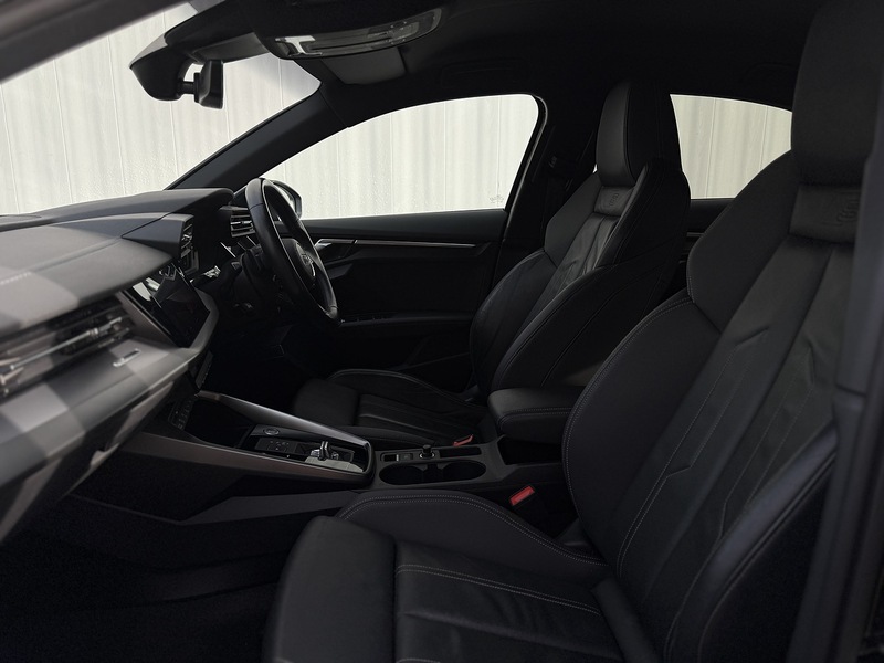 Audi A3 1.5 TFSI 35 S line Saloon 4dr Petrol S Tronic Euro 6 (s/s) (150 ps) - U205