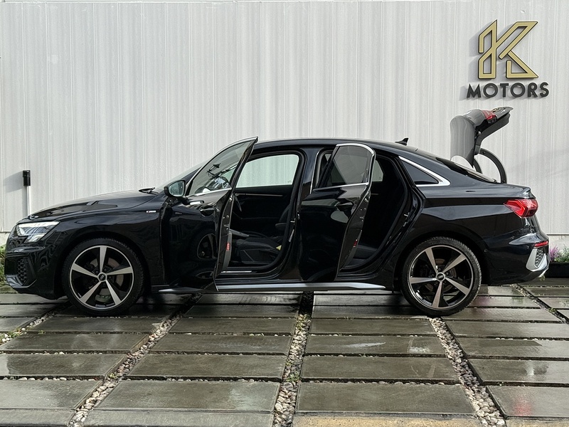 Audi A3 1.5 TFSI 35 S line Saloon 4dr Petrol S Tronic Euro 6 (s/s) (150 ps) - U205