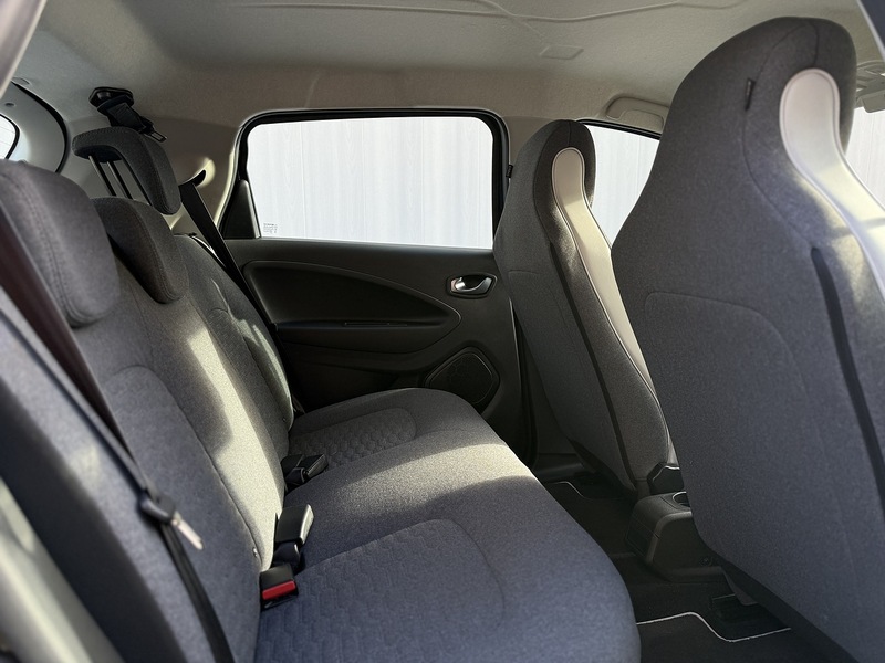 Renault Zoe R135 EV50 52kWh Iconic Hatchback 5dr Electric Auto (Rapid Charge) (134 bhp) - U209