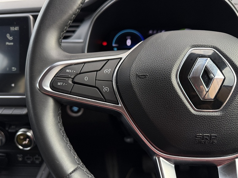Renault Zoe R135 EV50 52kWh Iconic Hatchback 5dr Electric Auto (Rapid Charge) (134 bhp) - U209