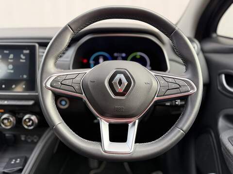 Renault Zoe R135 EV50 52kWh Iconic Hatchback 5dr Electric Auto (Rapid Charge) (134 bhp) - U209