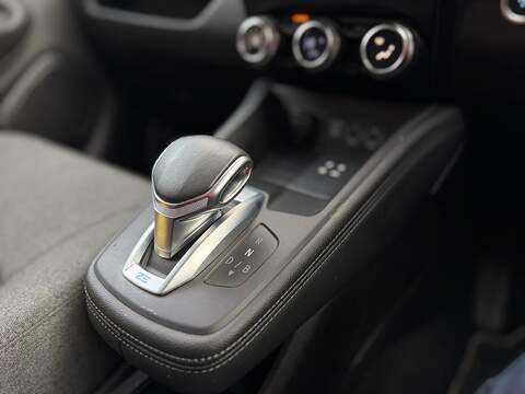 Renault Zoe R135 EV50 52kWh Iconic Hatchback 5dr Electric Auto (Rapid Charge) (134 bhp) - U209