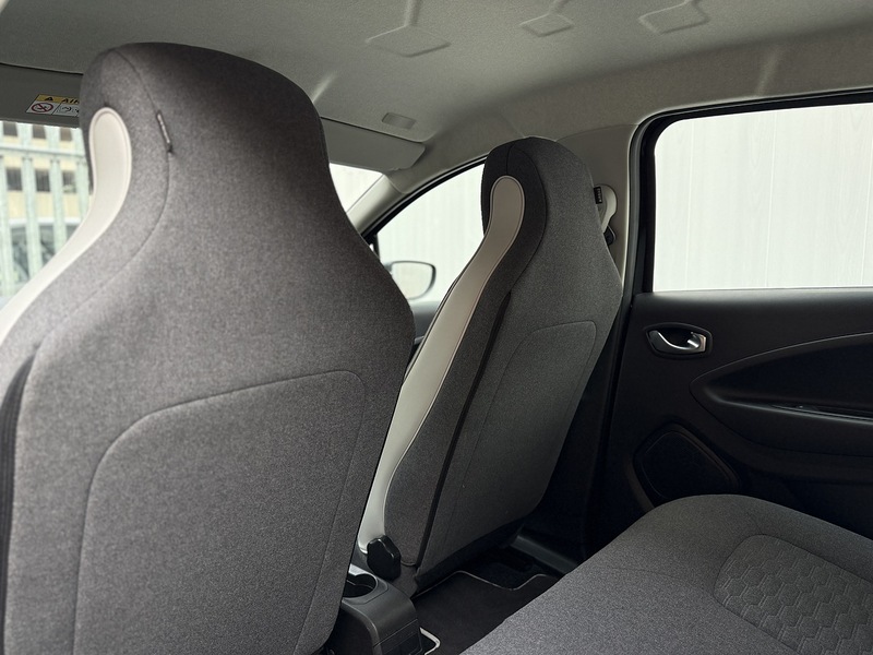 Renault Zoe R135 EV50 52kWh Iconic Hatchback 5dr Electric Auto (Rapid Charge) (134 bhp) - U209