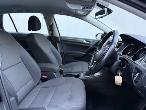 Volkswagen Golf 1.4 TSI BlueMotion Tech SE Hatchback 5dr Petrol DSG Euro 5 (s/s) (122 ps) - U212