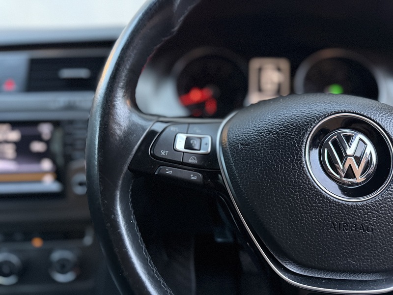 Volkswagen Golf 1.4 TSI BlueMotion Tech SE Hatchback 5dr Petrol DSG Euro 5 (s/s) (122 ps) - U212