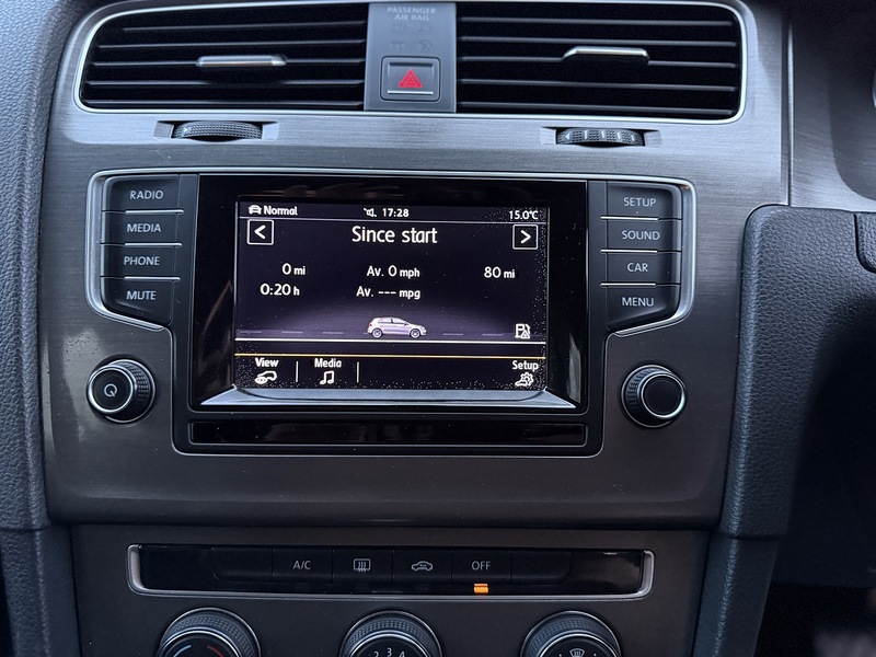 Volkswagen Golf 1.4 TSI BlueMotion Tech SE Hatchback 5dr Petrol DSG Euro 5 (s/s) (122 ps) - U212