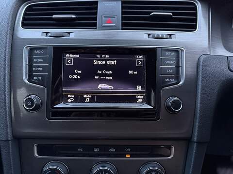 Volkswagen Golf 1.4 TSI BlueMotion Tech SE Hatchback 5dr Petrol DSG Euro 5 (s/s) (122 ps) - U212