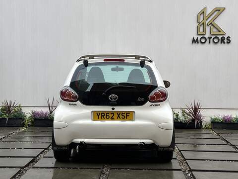 Toyota AYGO 1.0 VVT-i Ice Hatchback 5dr Petrol Manual Euro 5 (67 ps) - U217