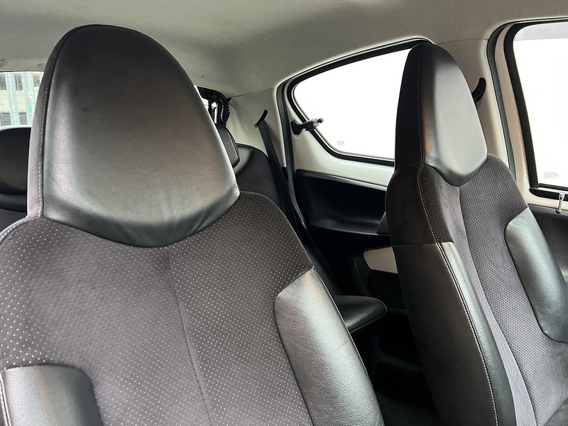 Toyota AYGO 1.0 VVT-i Ice Hatchback 5dr Petrol Manual Euro 5 (67 ps) - U217