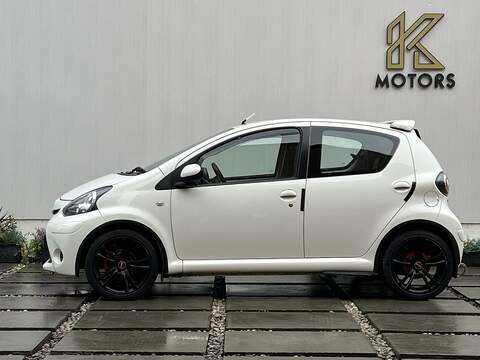 Toyota AYGO 1.0 VVT-i Ice Hatchback 5dr Petrol Manual Euro 5 (67 ps) - U217