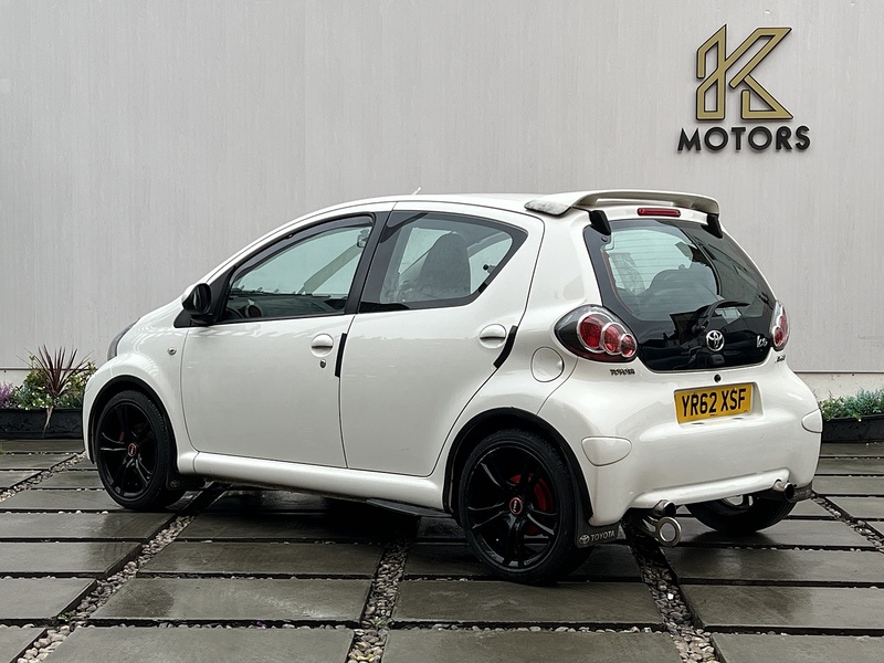Toyota AYGO 1.0 VVT-i Ice Hatchback 5dr Petrol Manual Euro 5 (67 ps) - U217