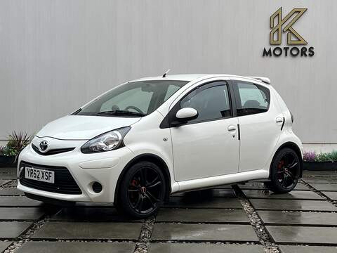 Toyota AYGO 1.0 VVT-i Ice Hatchback 5dr Petrol Manual Euro 5 (67 ps) - U217