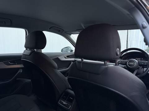 Audi A4 3.0 TDI V6 Sport Saloon 4dr Diesel S Tronic quattro Euro 6 (s/s) (218 ps) - U218