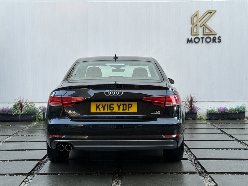 Audi A4 3.0 TDI V6 Sport Saloon 4dr Diesel S Tronic quattro Euro 6 (s/s) (218 ps) - U218