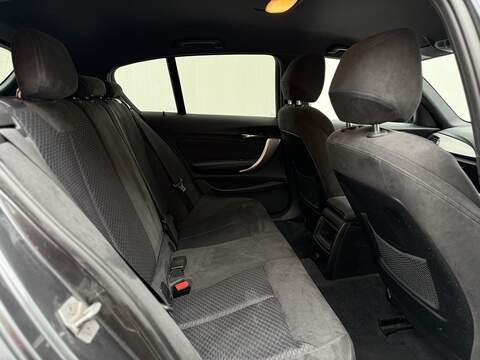 BMW 1 Series 1.6 120i M Sport Hatchback 5dr Petrol Auto Euro 6 (s/s) (177 ps) - U220