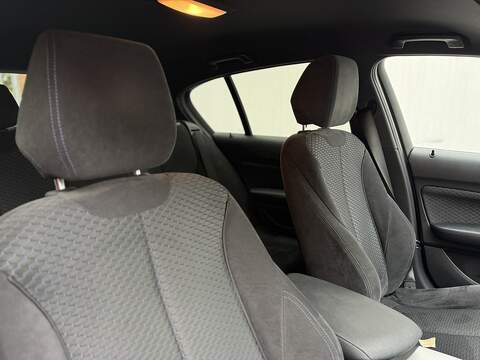 BMW 1 Series 1.6 120i M Sport Hatchback 5dr Petrol Auto Euro 6 (s/s) (177 ps) - U220