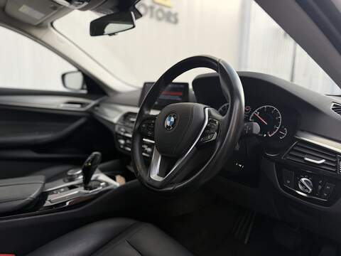 BMW 5 Series 2.0 520d SE Touring 5dr Diesel Auto Euro 6 (s/s) (190 ps) - U223