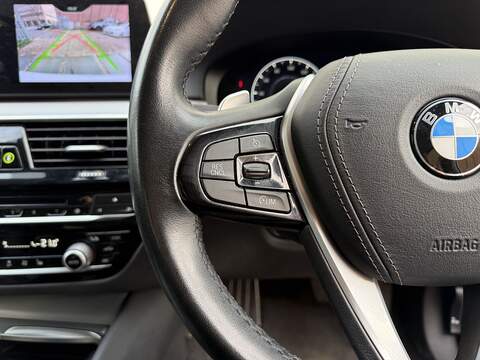 BMW 5 Series 2.0 520d SE Touring 5dr Diesel Auto Euro 6 (s/s) (190 ps) - U223