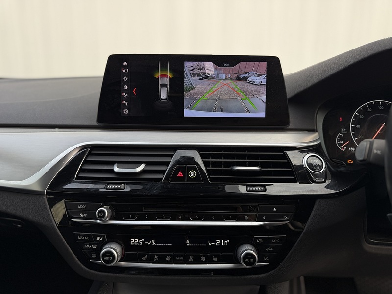 BMW 5 Series 2.0 520d SE Touring 5dr Diesel Auto Euro 6 (s/s) (190 ps) - U223