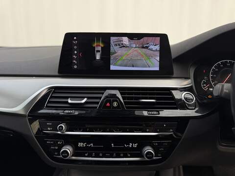 BMW 5 Series 2.0 520d SE Touring 5dr Diesel Auto Euro 6 (s/s) (190 ps) - U223