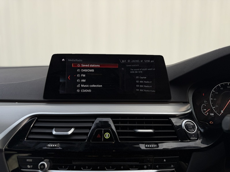 BMW 5 Series 2.0 520d SE Touring 5dr Diesel Auto Euro 6 (s/s) (190 ps) - U223