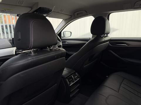 BMW 5 Series 2.0 520d SE Touring 5dr Diesel Auto Euro 6 (s/s) (190 ps) - U223