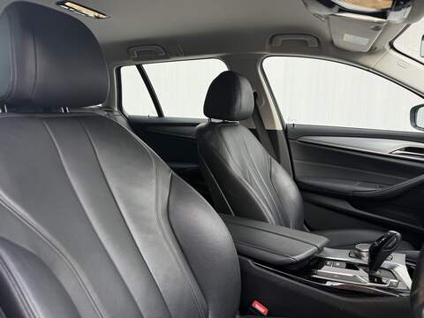 BMW 5 Series 2.0 520d SE Touring 5dr Diesel Auto Euro 6 (s/s) (190 ps) - U223