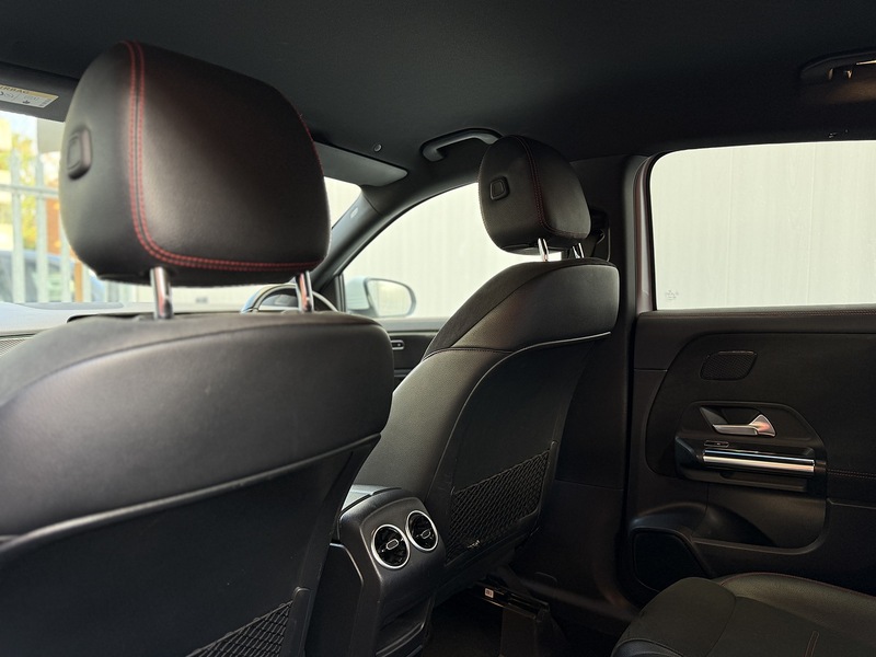 Mercedes-Benz GLA 1.3 GLA200 AMG Line (Premium) SUV 5dr Petrol 7G-DCT Euro 6 (s/s) (163 ps) - U228