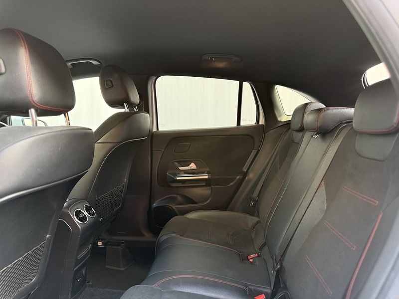 Mercedes-Benz GLA 1.3 GLA200 AMG Line (Premium) SUV 5dr Petrol 7G-DCT Euro 6 (s/s) (163 ps) - U228