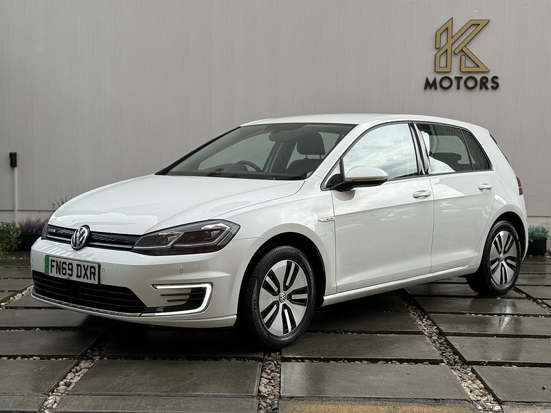 Volkswagen e-Golf 35.8kWh e-Golf Hatchback 5dr Electric Auto (136 ps) - U230