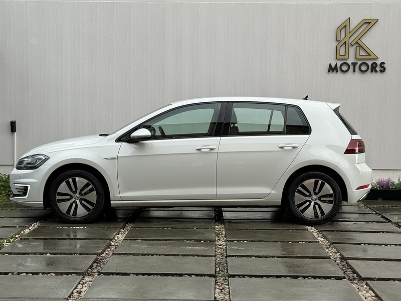Volkswagen e-Golf 35.8kWh e-Golf Hatchback 5dr Electric Auto (136 ps) - U230