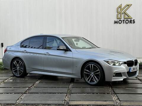 BMW 3 Series 2.0 TFSI Executive S line Saloon 4dr Petrol S Tronic quattro Euro 5 (211 ps)