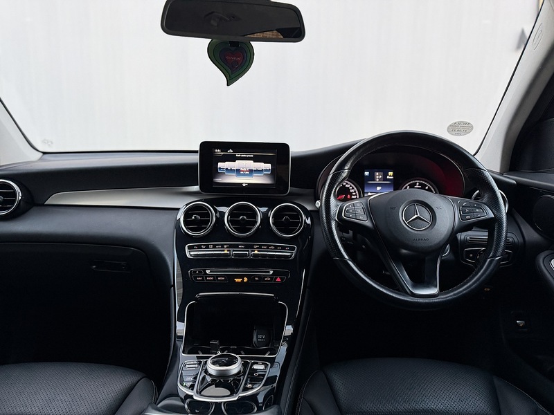 Mercedes-Benz GLC 2.1 GLC220d Urban Edition SUV 5dr Diesel G-Tronic+ 4MATIC Euro 6 (s/s) (170 ps) - U234