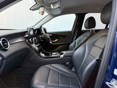 Mercedes-Benz GLC 2.1 GLC220d Urban Edition SUV 5dr Diesel G-Tronic+ 4MATIC Euro 6 (s/s) (170 ps) - U234