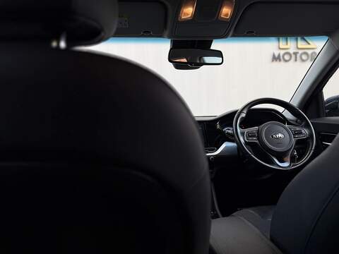 Kia Niro 1.6 GDi 2 SUV 5dr Petrol Hybrid DCT Euro 6 (s/s) (139 bhp) - U235