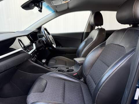 Kia Niro 1.6 GDi 2 SUV 5dr Petrol Hybrid DCT Euro 6 (s/s) (139 bhp) - U235
