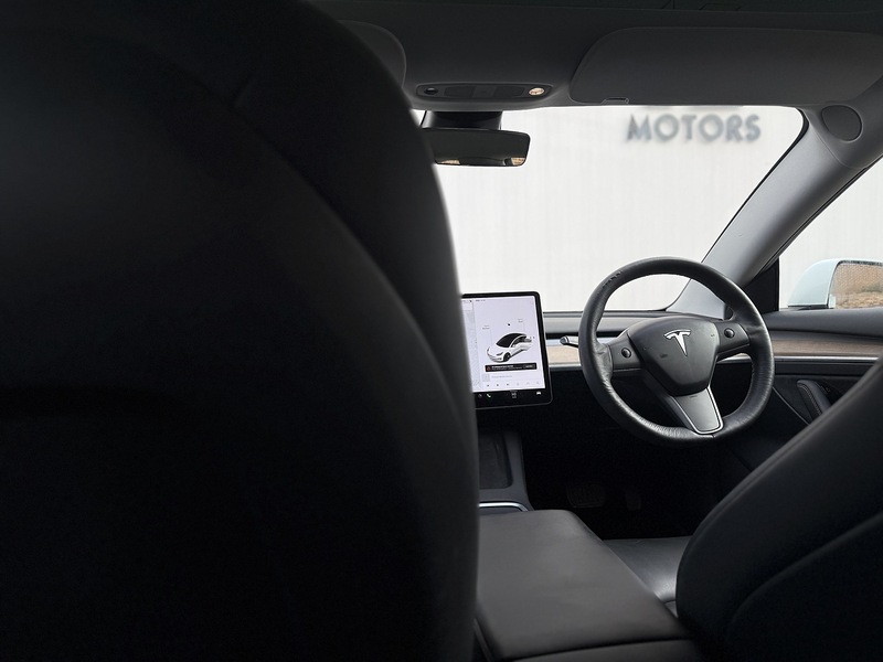 Tesla Model 3 Standard Range Plus Saloon 4dr Electric Auto RWD (241 bhp) - U237