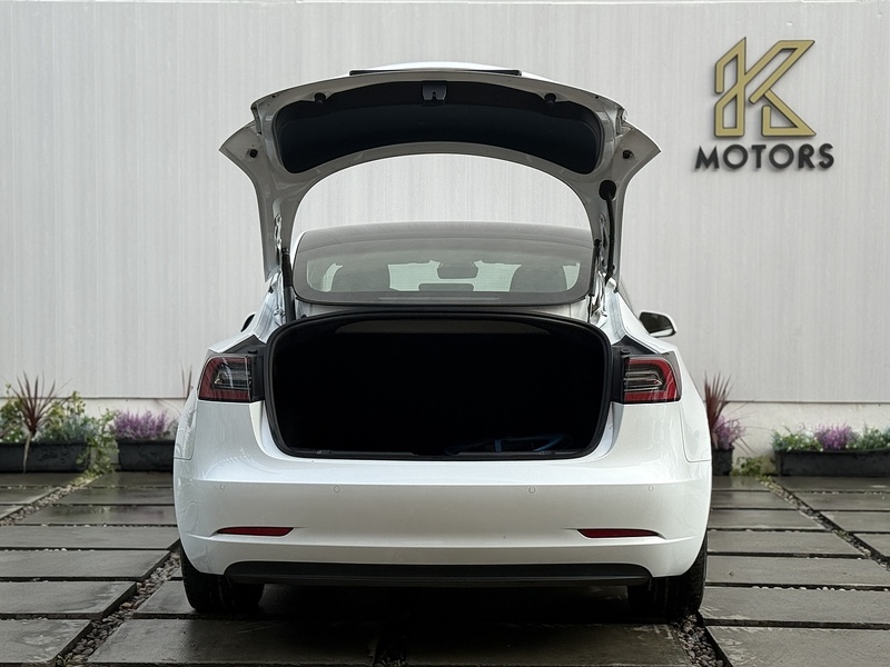 Tesla Model 3 Standard Range Plus Saloon 4dr Electric Auto RWD (241 bhp) - U237