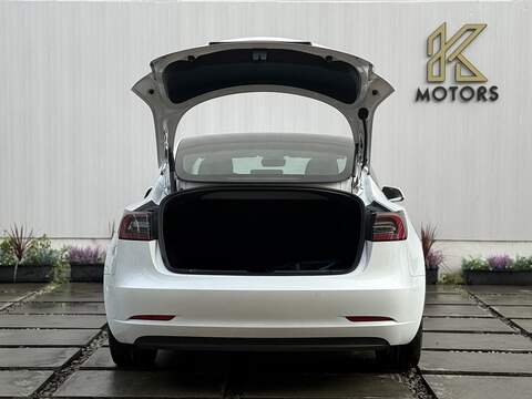 Tesla Model 3 Standard Range Plus Saloon 4dr Electric Auto RWD (241 bhp) - U237
