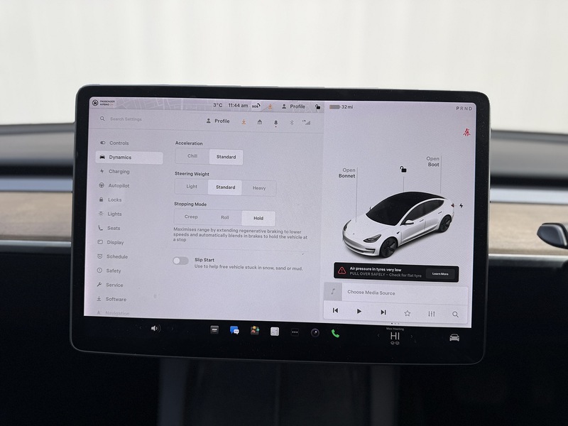 Tesla Model 3 Standard Range Plus Saloon 4dr Electric Auto RWD (241 bhp) - U237