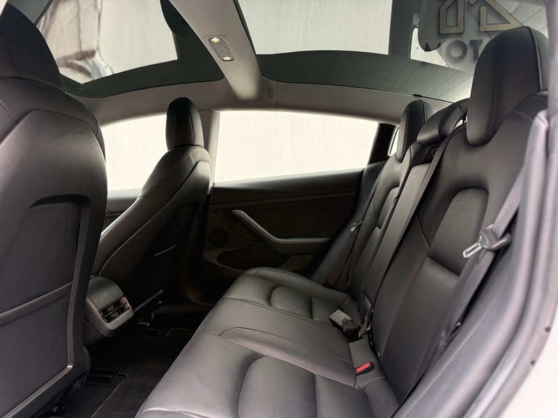 Tesla Model 3 Standard Range Plus Saloon 4dr Electric Auto RWD (241 bhp) - U237