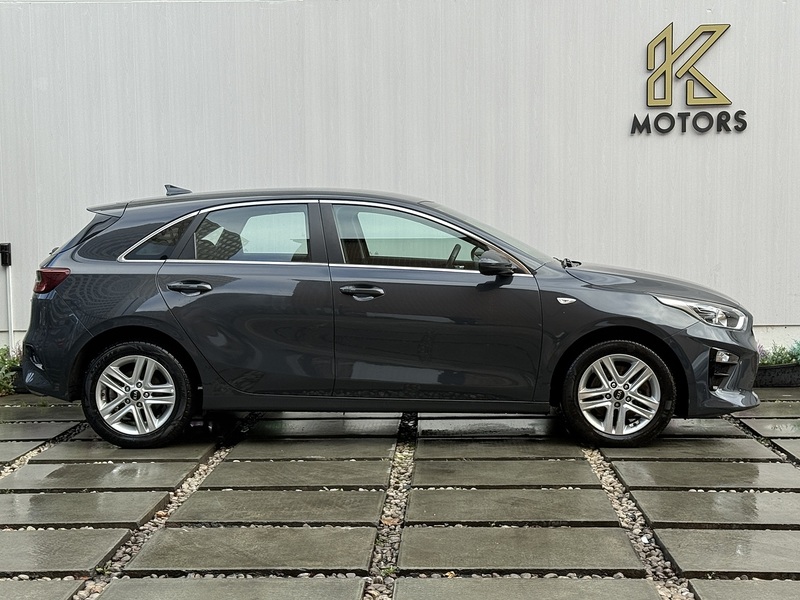 Kia Ceed 1.6 CRDi MHEV 2 Hatchback 5dr Diesel Hybrid Manual Euro 6 (s/s) (134 bhp) - U239