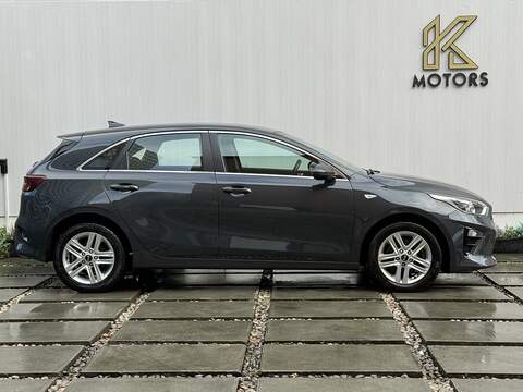 Kia Ceed 1.6 CRDi MHEV 2 Hatchback 5dr Diesel Hybrid Manual Euro 6 (s/s) (134 bhp) - U239
