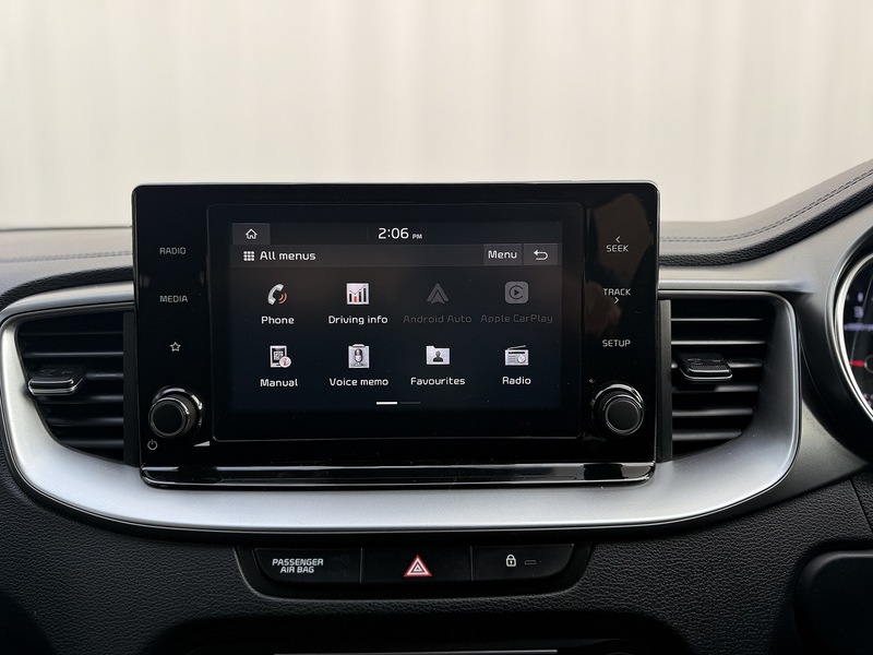 Kia Ceed 1.6 CRDi MHEV 2 Hatchback 5dr Diesel Hybrid Manual Euro 6 (s/s) (134 bhp) - U239